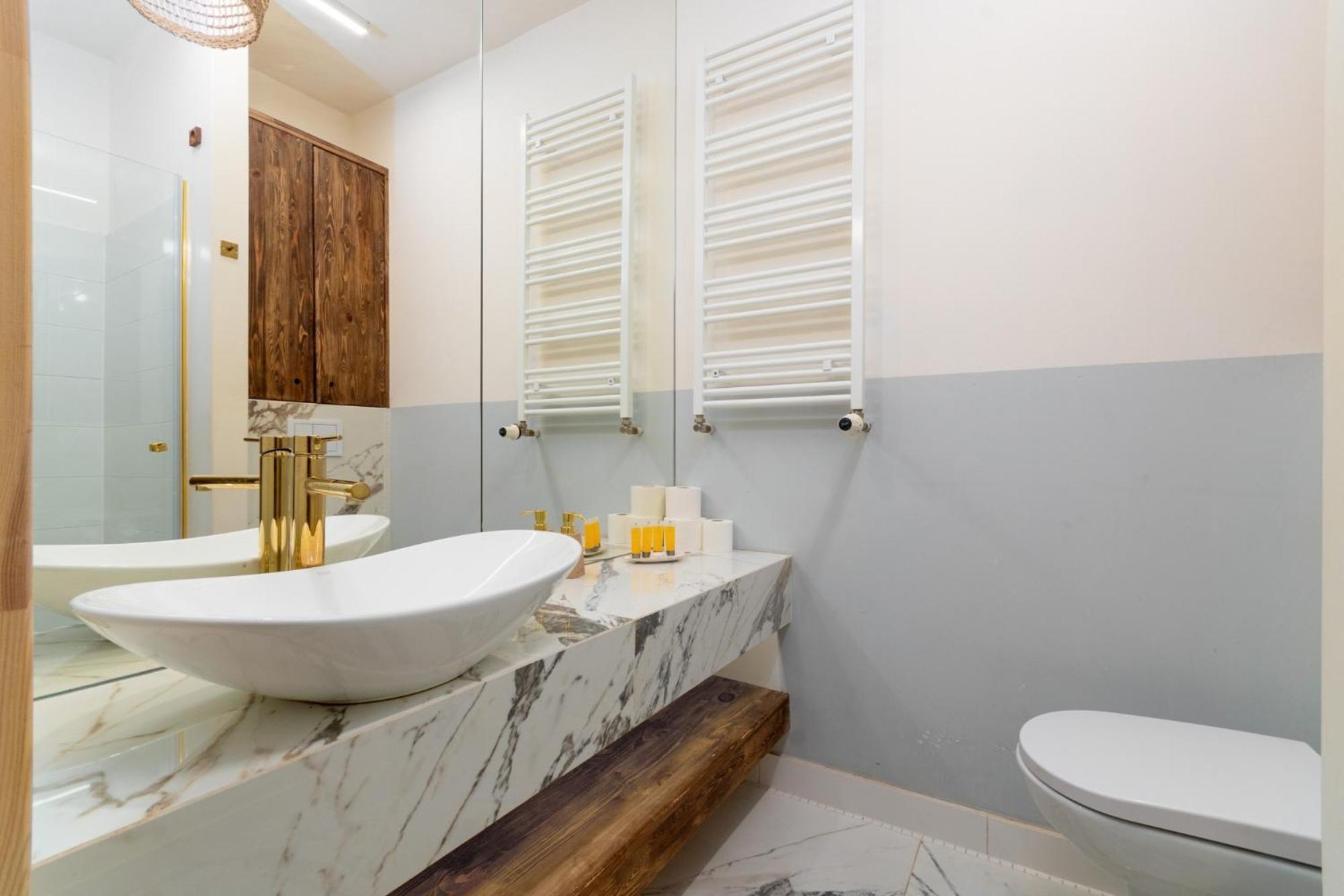 Paryski Zakatek Cosy Apartment Wroclaw Ngoại thất bức ảnh